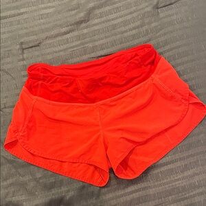 Lululemon shorts size 4